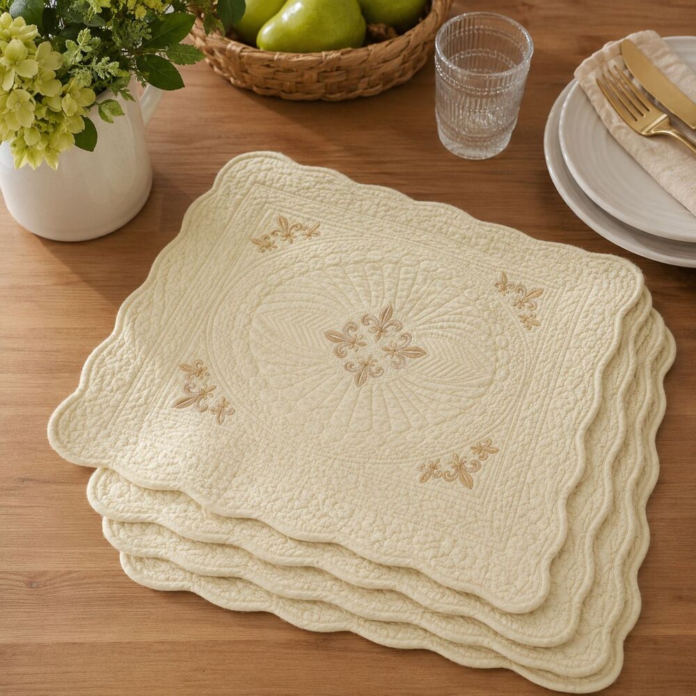 Donna Sharp Quilted Placemats Set of 4 Gold Embroidered Fleur-de-lis 15x18